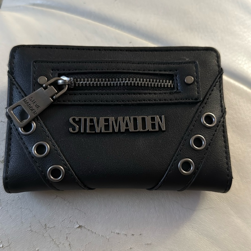 Steve Madden wallet